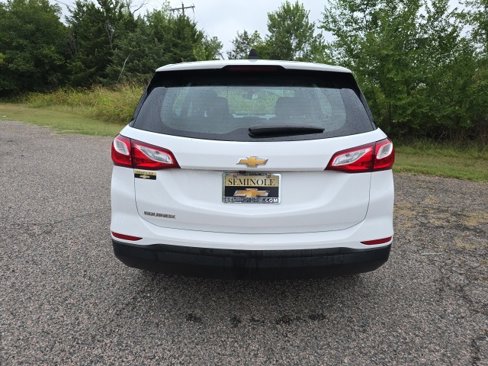 Used 2020 Chevrolet Equinox LS image 4