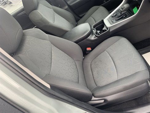 Used 2021 Toyota RAV4 XLE image 25