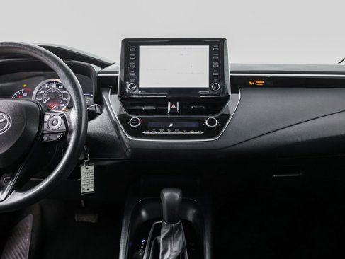 Used 2021 Toyota Corolla LE image 21