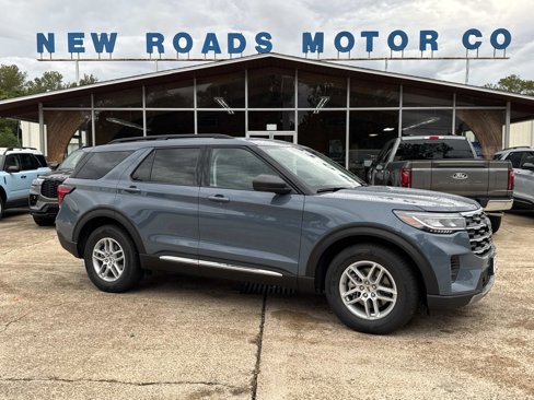 New 2025 Ford Explorer Active image 1