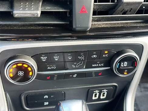 Used 2018 Ford EcoSport Titanium w/ Titanium Cold Weather Package image 17