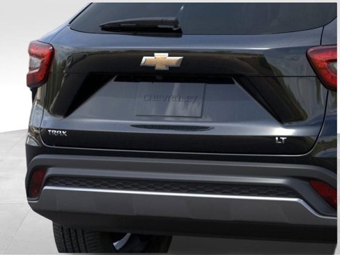 New 2026 Chevrolet Trax LT image 14