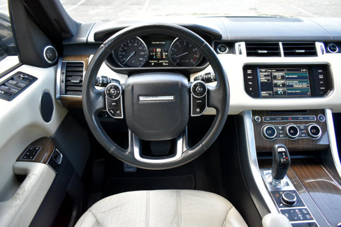 Used 2015 Land Rover Range Rover Sport HSE image 12