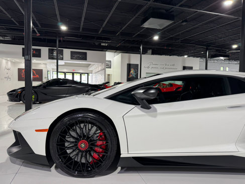 Used 2016 Lamborghini Aventador LP 750-4 Superveloce image 48