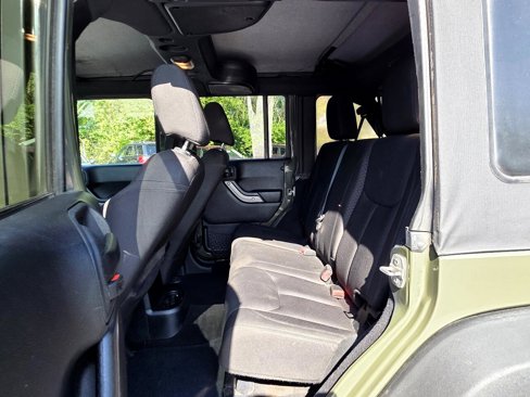 Used 2015 Jeep Wrangler Unlimited Sport w/ Quick Order Package 24S image 27