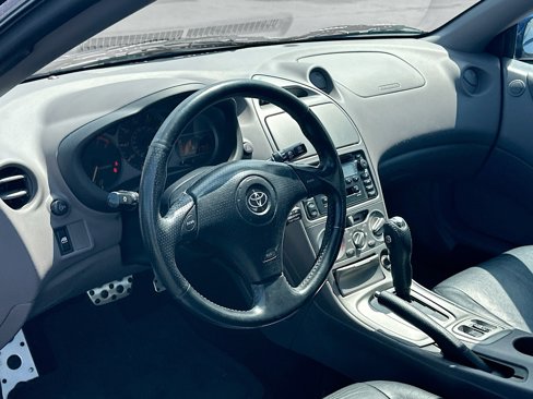 Used 2001 Toyota Celica GT-S image 2