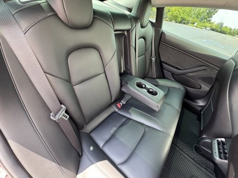 Used 2019 Tesla Model 3 Standard Range image 28