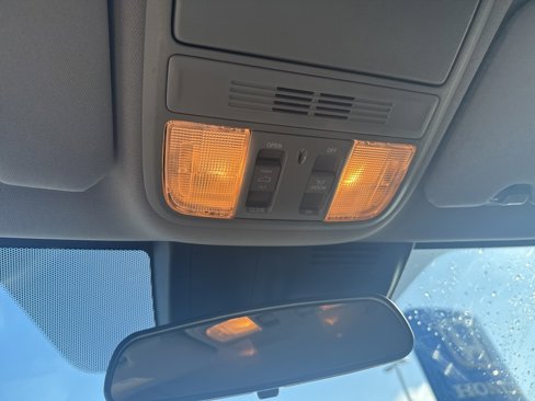 Used 2018 Honda CR-V EX image 16