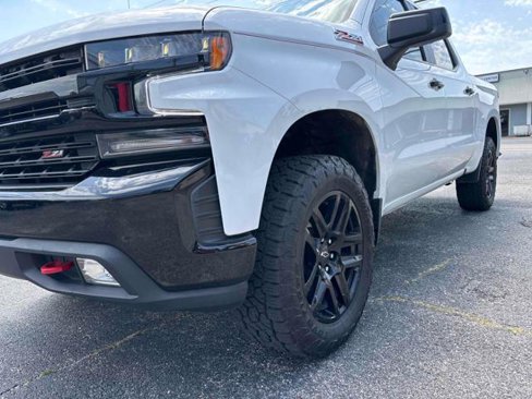 Used 2021 Chevrolet Silverado 1500 LT Trail Boss w/ Convenience Package II image 24