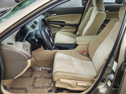 Used 2010 Honda Accord LX image 8