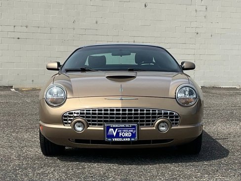 Used 2005 Ford Thunderbird image 53