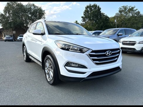 Used 2017 Hyundai Tucson SE image 1