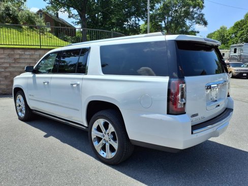 Used 2020 GMC Yukon XL Denali w/ Denali Ultimate Package image 4
