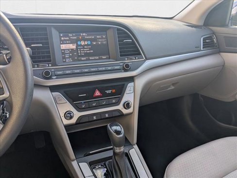 Used 2018 Hyundai Elantra SEL image 11