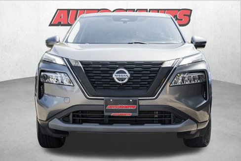 Used 2021 Nissan Rogue SV image 4