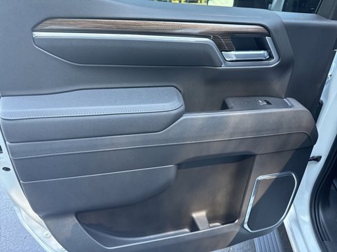 Certified 2025 Chevrolet Silverado 1500 LT image 11