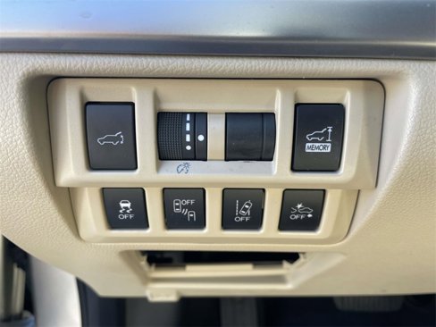 Used 2019 Subaru Outback 3.6R Limited w/ Popular Package #2 image 15