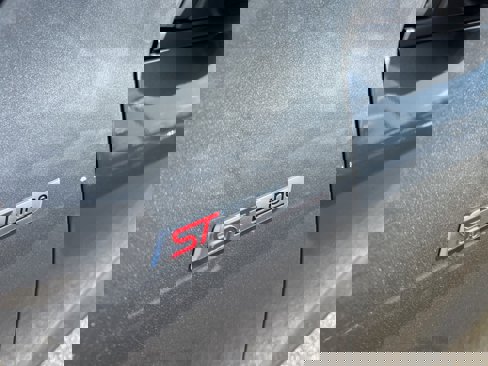 New 2025 Ford Escape ST-Line w/ Cold Weather Package image 10