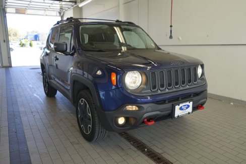 Used 2016 Jeep Renegade Trailhawk image 17