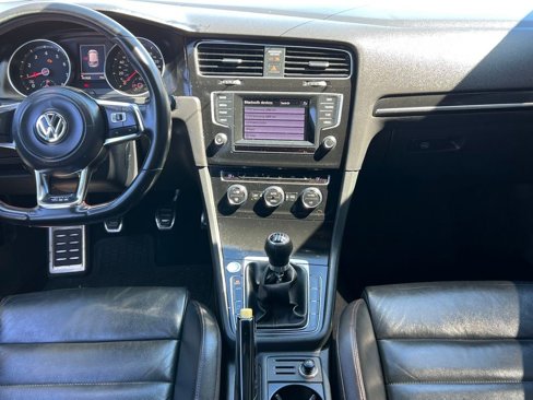 Used 2015 Volkswagen GTI Autobahn image 10