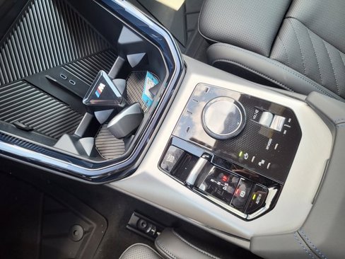 New 2025 BMW X3 xDrive30i w/ Premium Package image 22