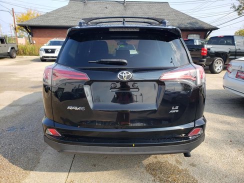 Used 2017 Toyota RAV4 LE image 6