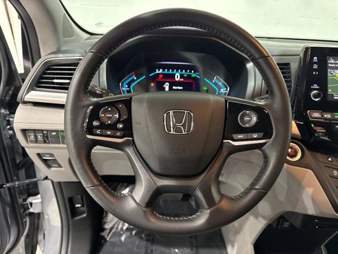 Used 2018 Honda Odyssey Touring image 36