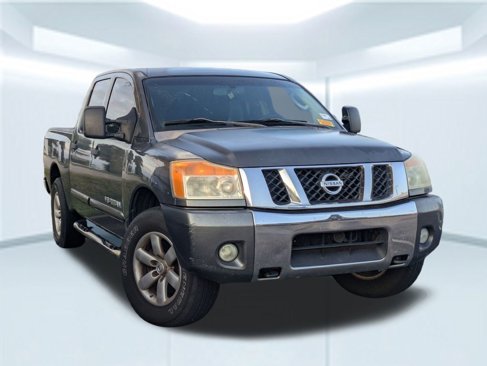Used 2008 Nissan Titan SE image 4