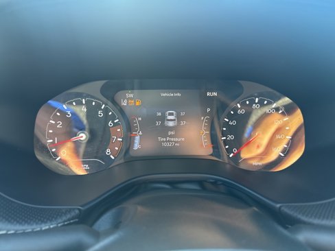 Certified 2024 Jeep Compass Latitude w/ Altitude Special Edition image 18