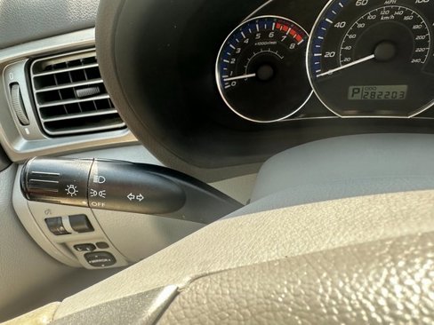 Used 2010 Subaru Forester 2.5X image 23