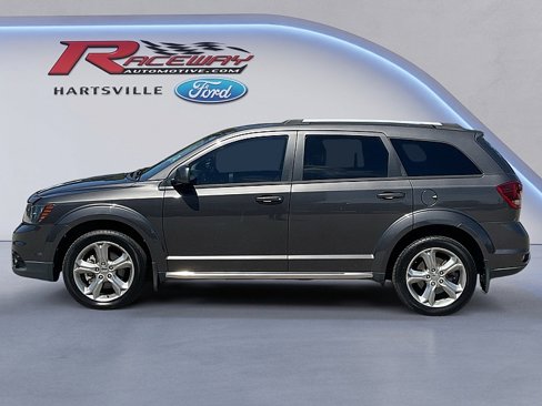 Used 2017 Dodge Journey Crossroad image 1