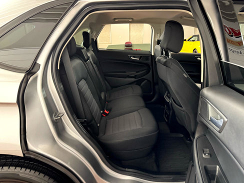 Used 2022 Ford Edge SE image 30