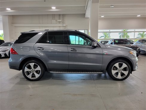 Used 2019 Mercedes-Benz GLE 400 4MATIC image 7