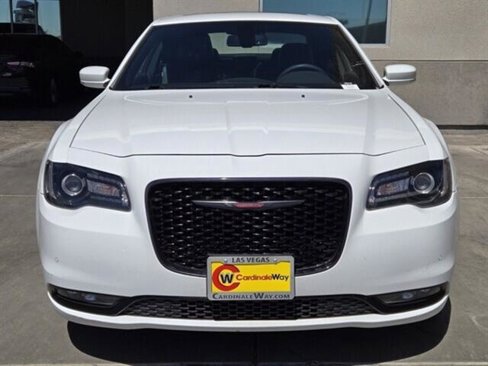 Used 2022 Chrysler 300 S image 7