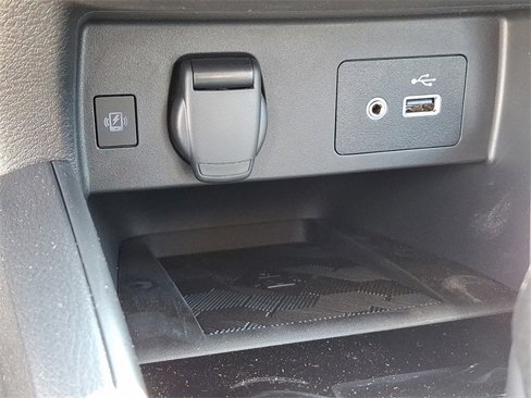New 2025 Nissan Versa SV w/ Trunk Package image 19