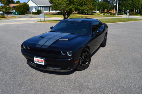 Used 2017 Dodge Challenger SXT Plus image 22