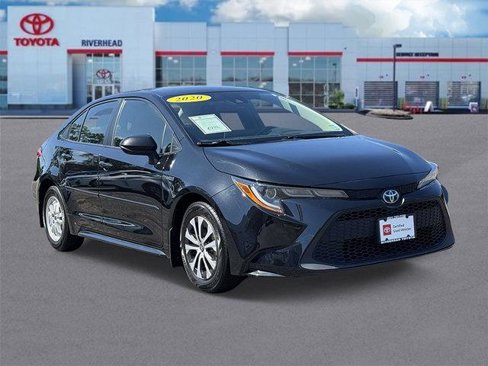 Certified 2020 Toyota Corolla LE image 2