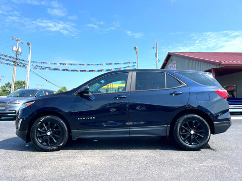 Used 2020 Chevrolet Equinox LS w/ LS Convenience Package image 2