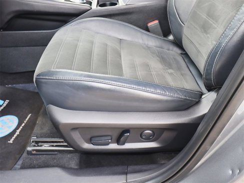 Used 2022 Mitsubishi Outlander SEL Black Edition image 14