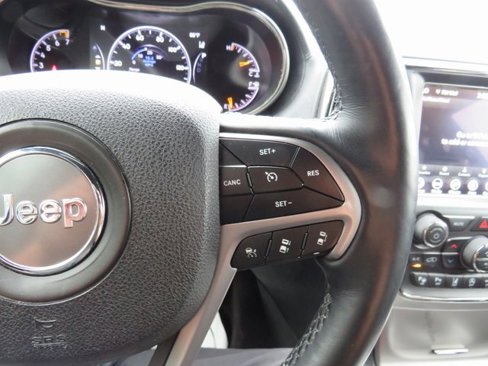Used 2018 Jeep Grand Cherokee High Altitude image 19