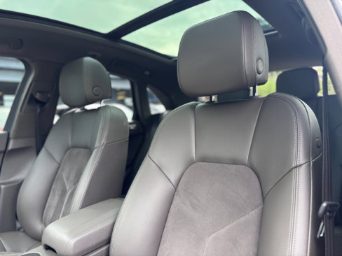 Used 2018 Porsche Macan image 14