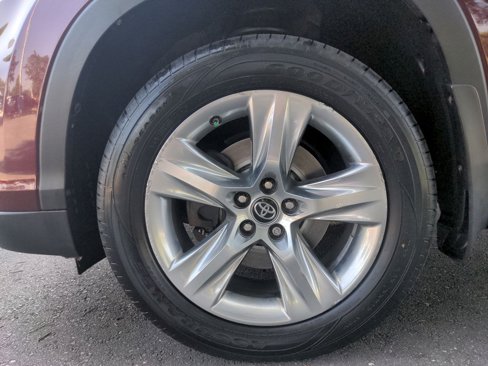 Used 2016 Toyota Highlander Limited image 50