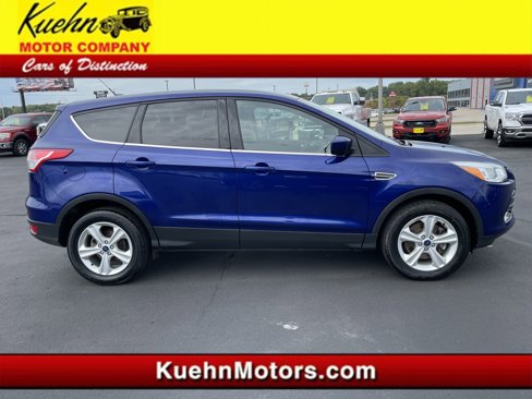 Used 2016 Ford Escape SE w/ SE Cold Weather Package image 1
