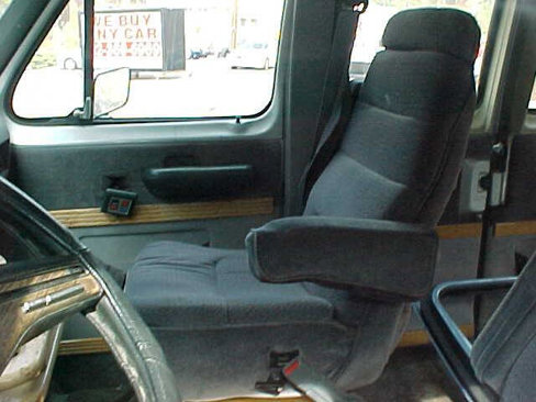 Used 1991 Ford E-150 and Econoline 150 image 10