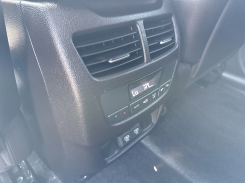 Used 2017 Acura MDX SH-AWD w/ Technology Package image 16
