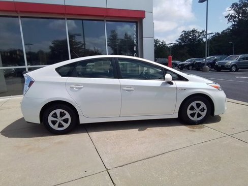 Used 2015 Toyota Prius Three image 9