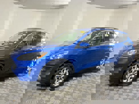 Used 2020 Ford Escape SE image 9