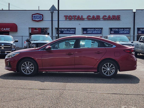 Used 2019 Hyundai Sonata SE image 2