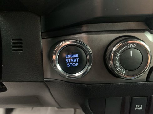 Used 2022 Toyota Tacoma TRD Sport w/ TRD Premium Sport Package image 27
