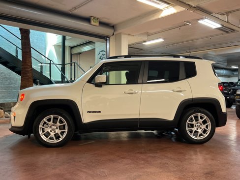 Certified 2021 Jeep Renegade Latitude w/ Sun & Sound Group image 2